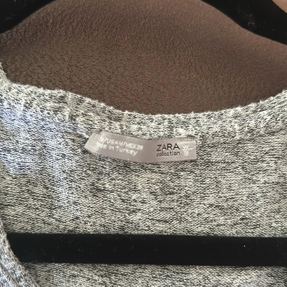 Zara long sleeve short with lace bottom detail - Picture 2 of 2